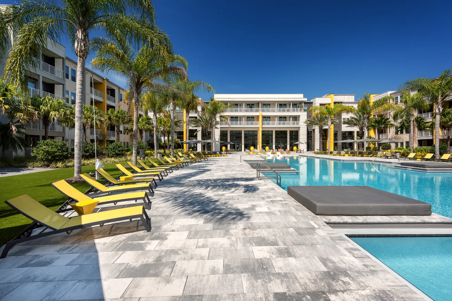 commercial-pool-fusion