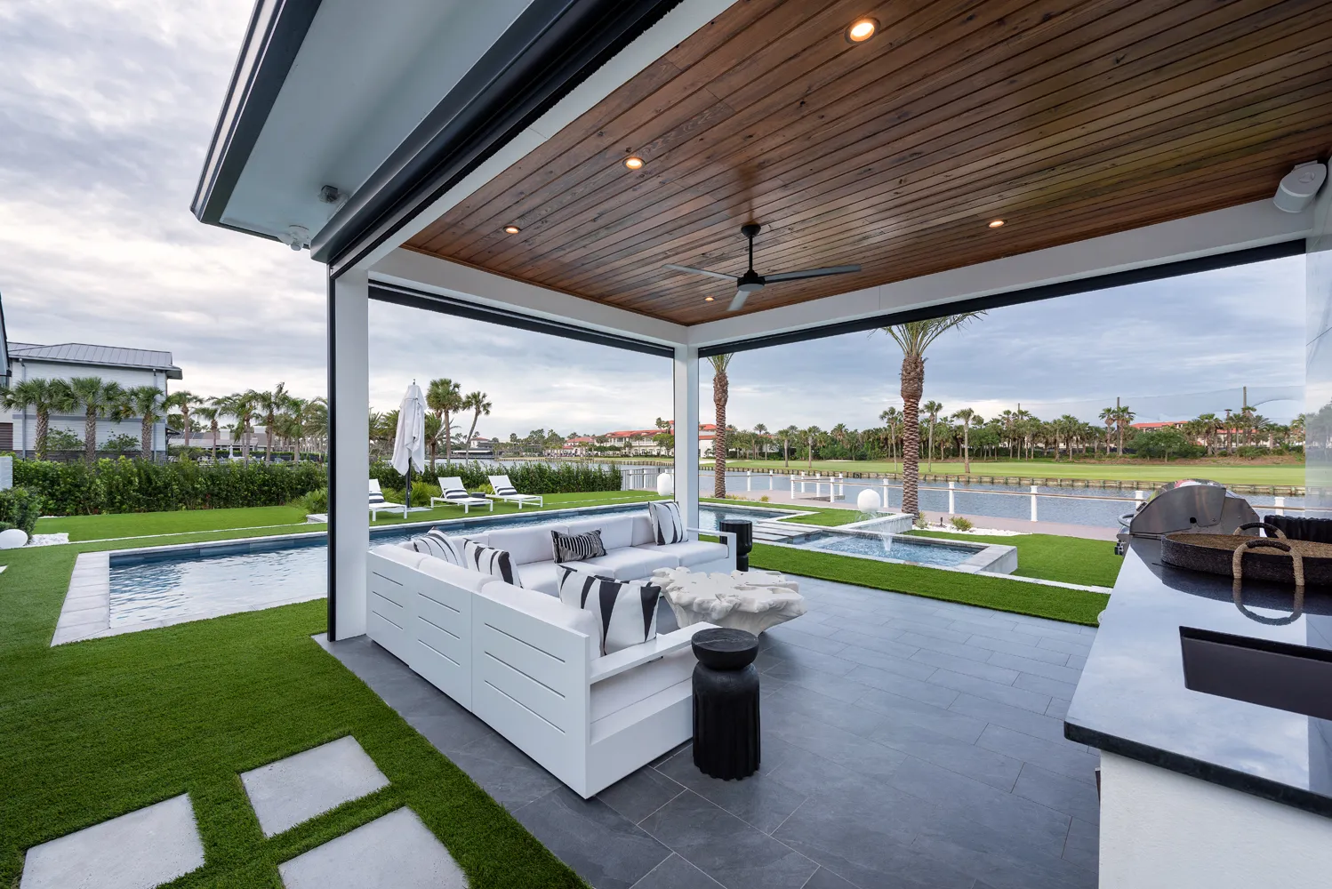 outdoor-kitchen-cabana-carlson